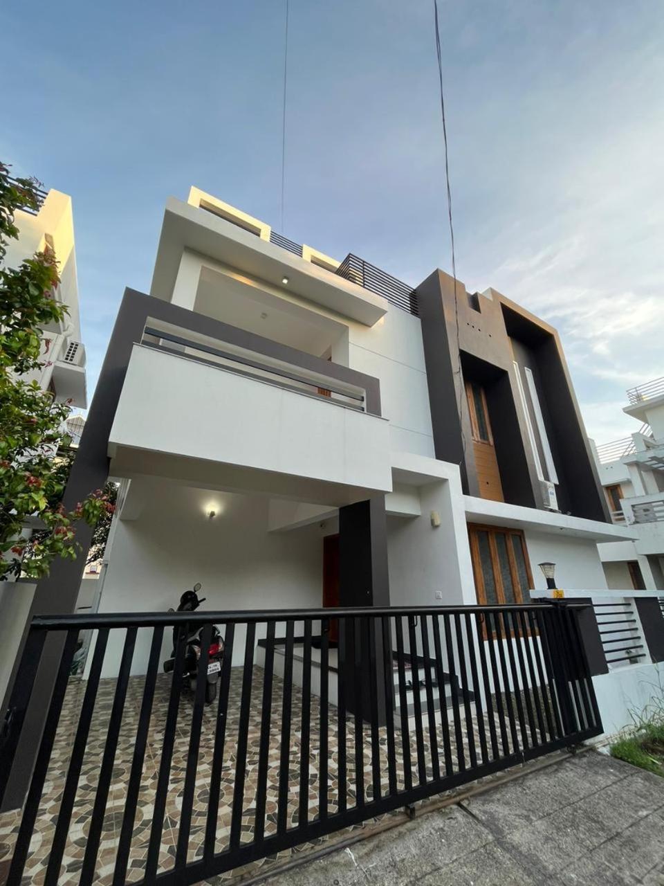 Alchemist Villa-Kazhakootam Thiruvananthapuram Bagian luar foto